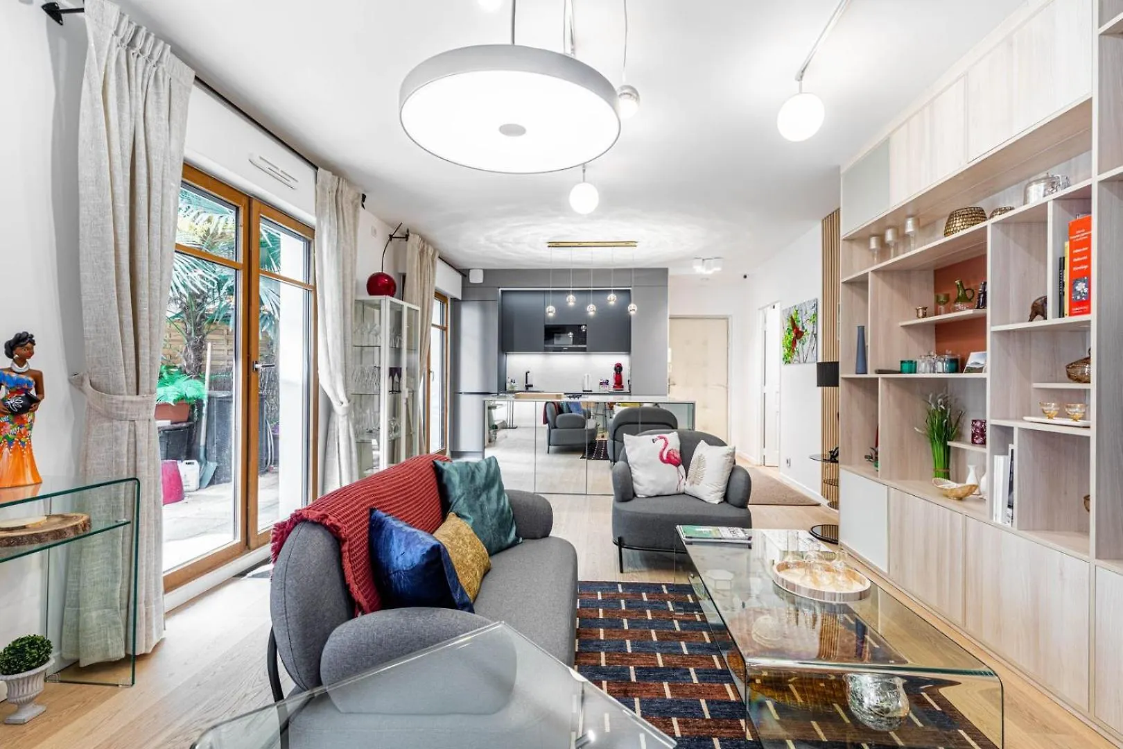 Guestready - Spacieux Apt. Avec Cour Privative Paryż